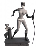 Batman The Animated Series Femme Fatale - soška B & W Catwoman EU Exclus. 23 cm