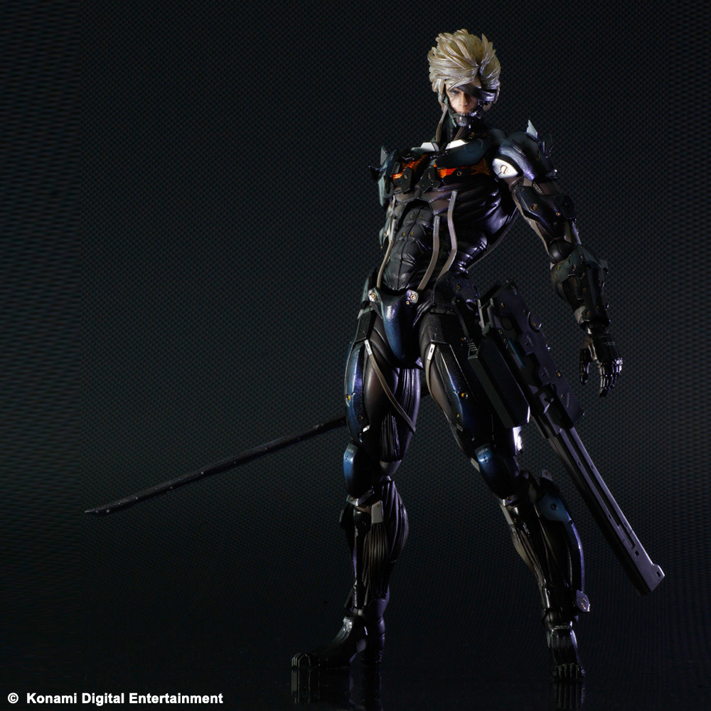 Metal Gear Rising - figúrka Raiden 29 cm