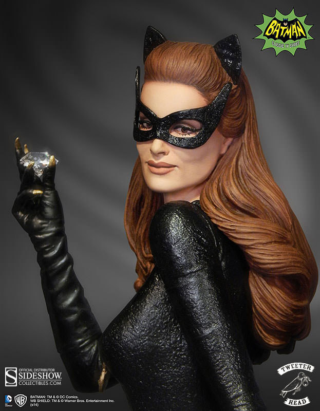 Batman 1966 - soška Maquette Catwoman 29 cm
