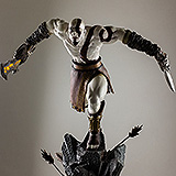 God of War - socha Lunging Kratos 48 cm