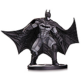 Batman Black & White - soška Batman (Arkham Origins) 16 cm