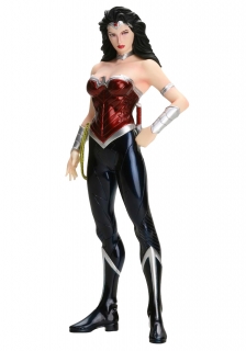 DC Comics ARTFX+ - soška Wonder Woman (The New 52) 19 cm
