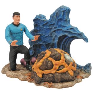 Star Trek Select - figúrka Commander Spock 18 cm