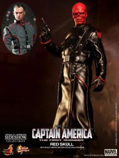Captain America - figúrka Red Skull 30 cm