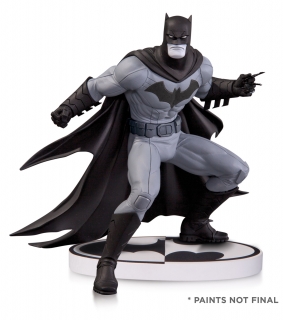 Batman Black & White - soška Batman (Greg Capullo) 2nd Edition 15 cm