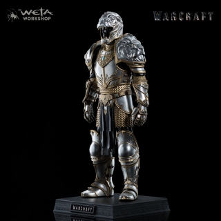 Warcraft - socha Armor of King Llane 33 cm
