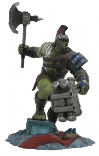 Thor Ragnarok Marvel Gallery - socha Hulk 30 cm