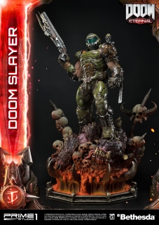 Doom Eternal - socha Doom Slayer 108 cm